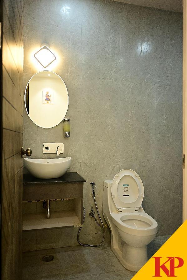 Hotel Kapson Palace Bareli Kültér fotó
